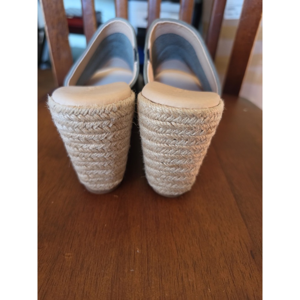 Chocolat Blu Sage Green  Sandals Size 10 - Picture 3 of 7